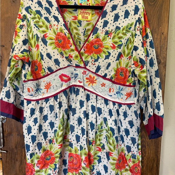 Johnny Was Multicolor Floral Embroidered Silk Tunic - Picture 1 of 5